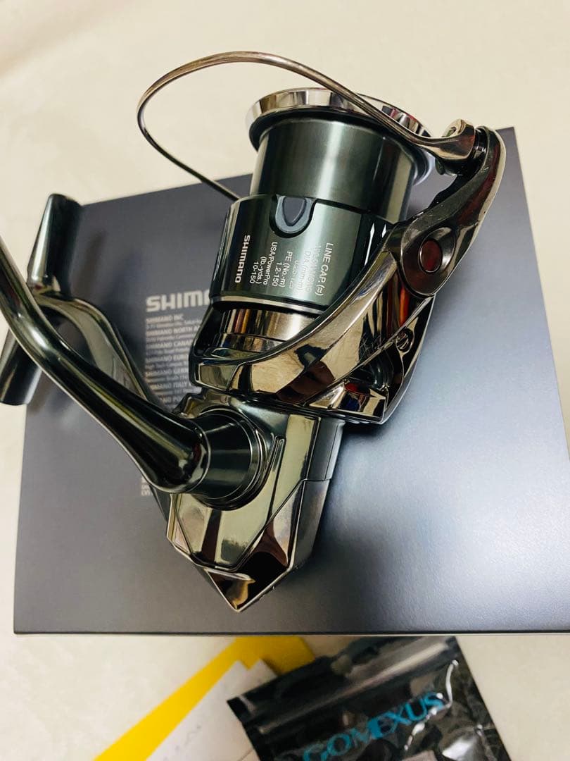 シマノ　22ステラ　C3000MHG