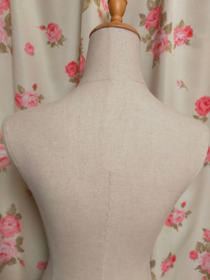 新品　スボン可　トルソー マネキン 7号 レディース 猫脚 　生地美品
