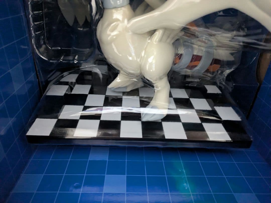 希少　ポケモンわくわくゲットくじ2011レシラムフィギュア賞(ホワイト)