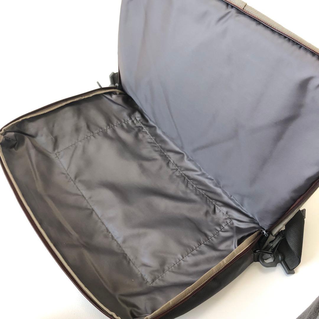 【極美品】TIMBUK2 PC収納 メッセンジャーバッグ グレー 希少廃盤モデル