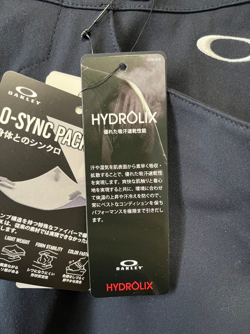 【新品未使用】オークリー OAKLEY O-SYNC PACK トラックパンツ