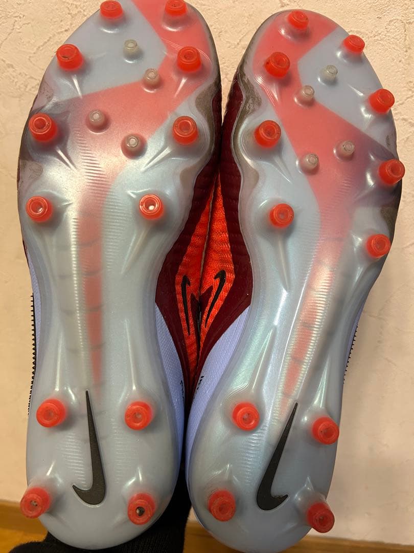 ナイキ　ファントム6エリートAG