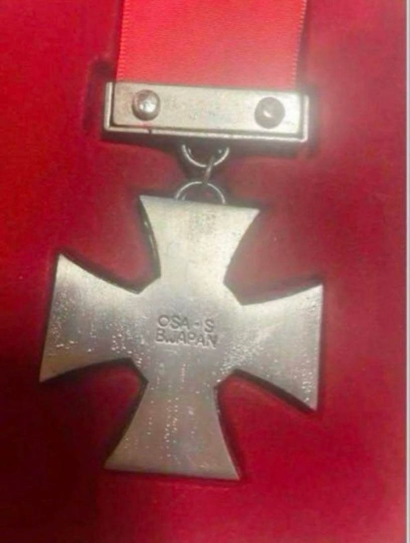 90s激レア（未使用品）機動戦士ガンダム逆襲のシャアジオン十字勲章限定品/非売品