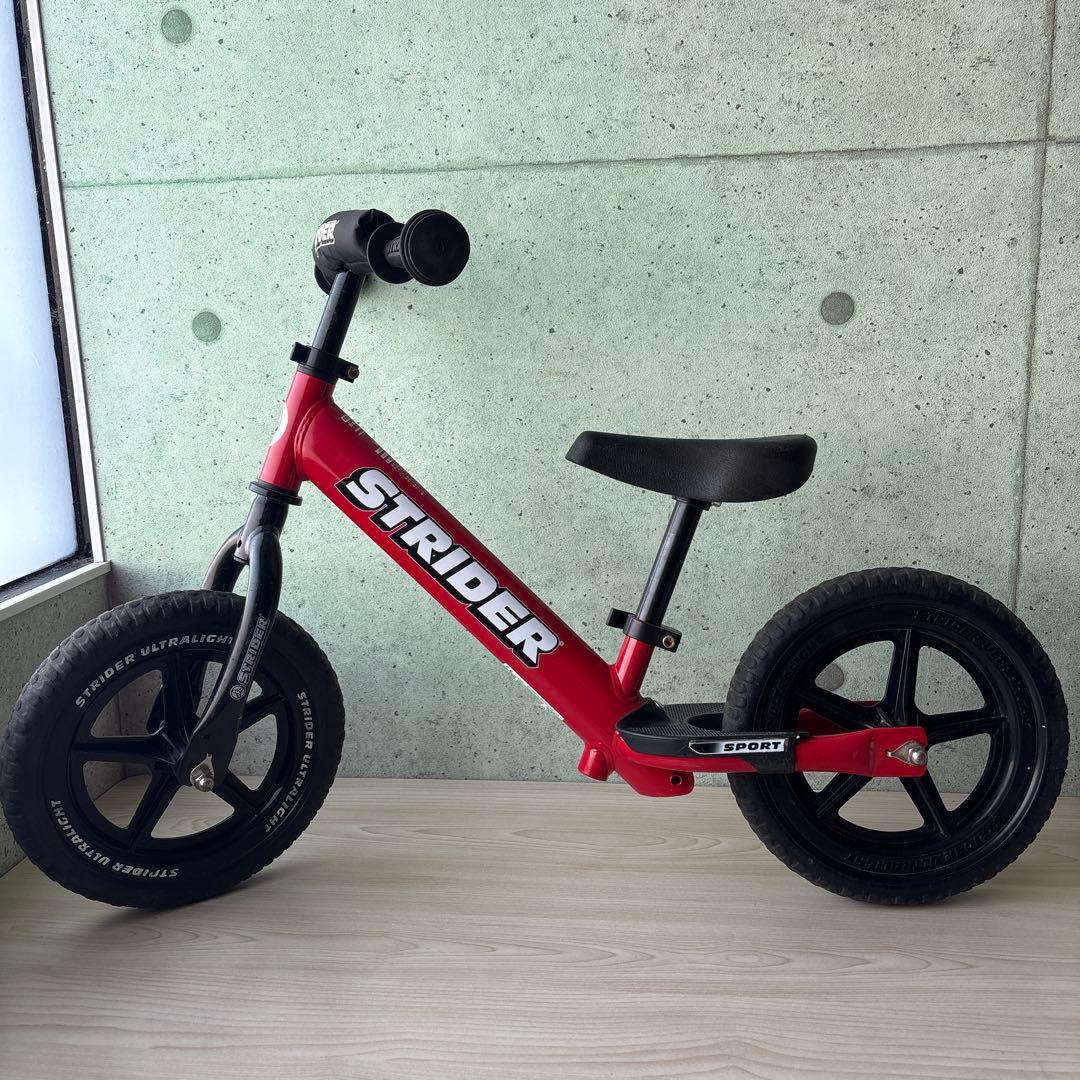 ゆ*き様 STRIDER 12 バランスバイク スポーツ レッド　日本正規品