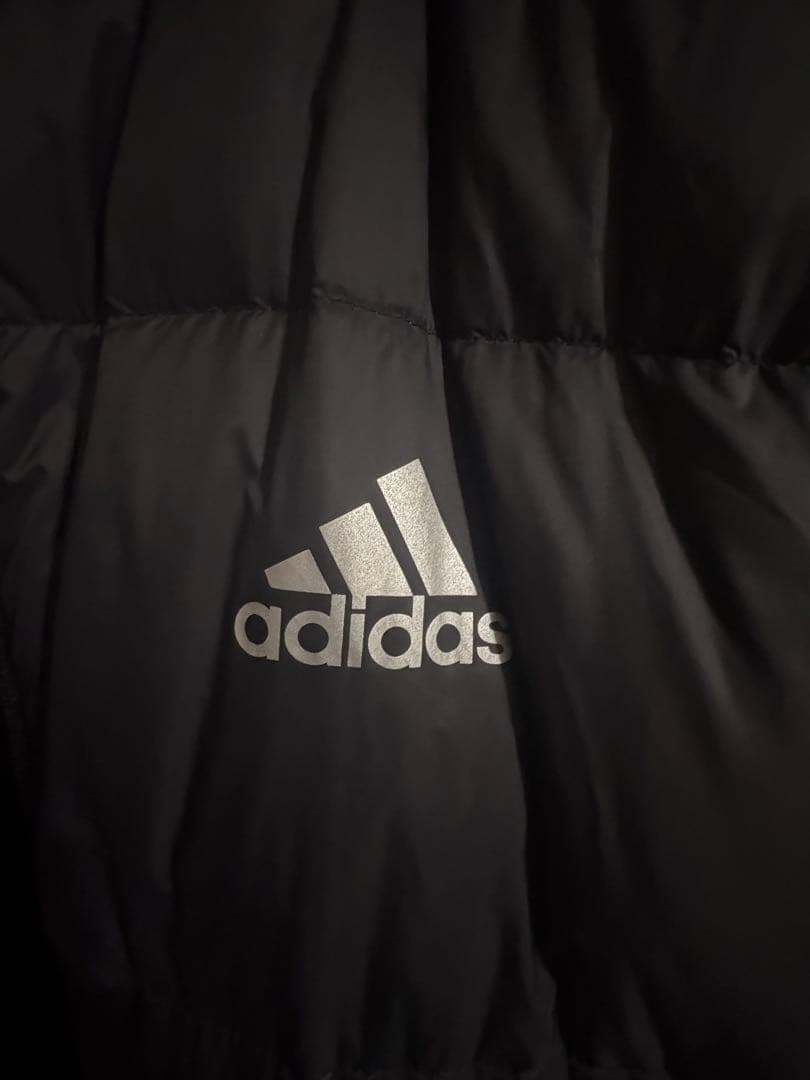 adidas ベンチコート