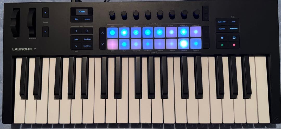 NOVATION Launchkey 37 MK4 MIDIキーボード 送料無料