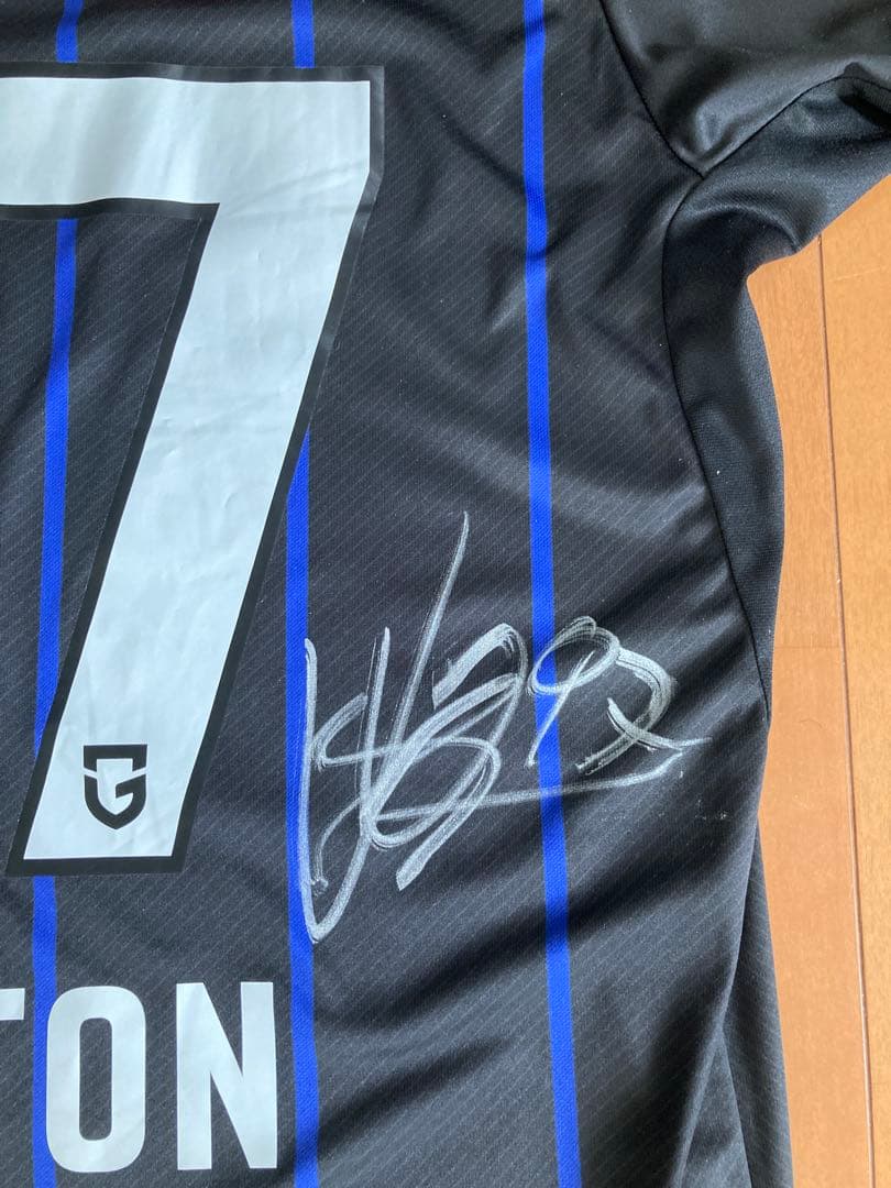 ウェルトン選手サイン入り 2024年ガンバ大阪オーセンティックユニフォーム97番