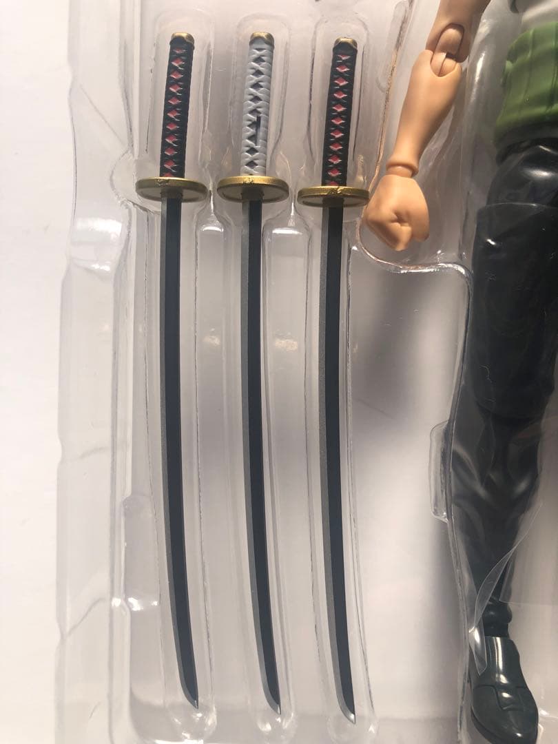 s.hフィギュアーツ　ロロノア・ゾロ　ジュラキュール・ミホーク