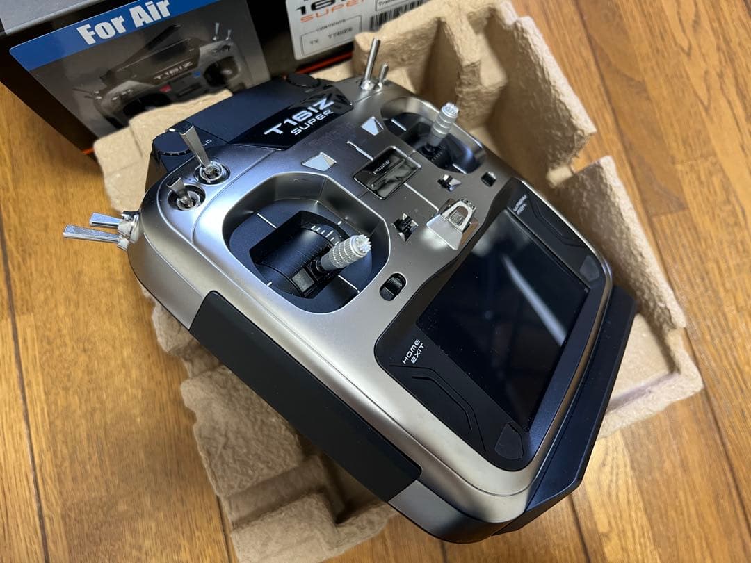 Futaba T16IZ SUPER デジタルプロポ