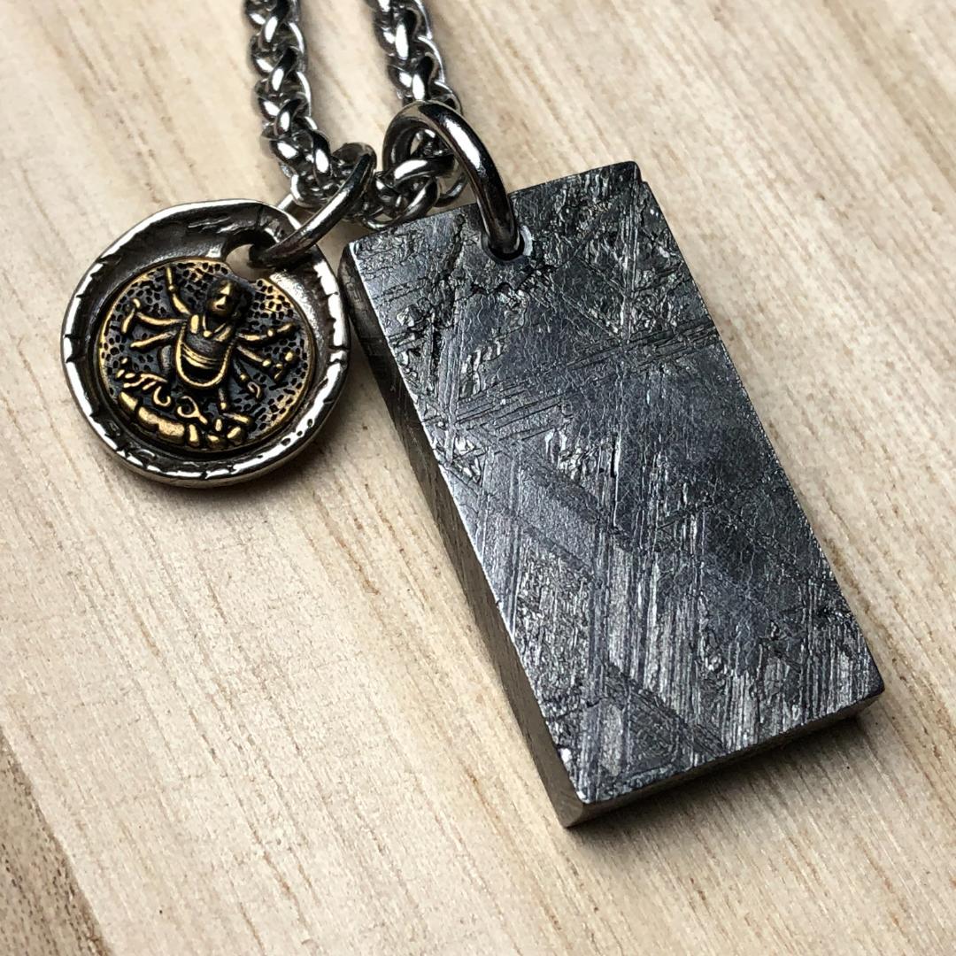 隕石　ムオニオナルスタ隕石　 ペンダントトップ　重さ約20ｇ