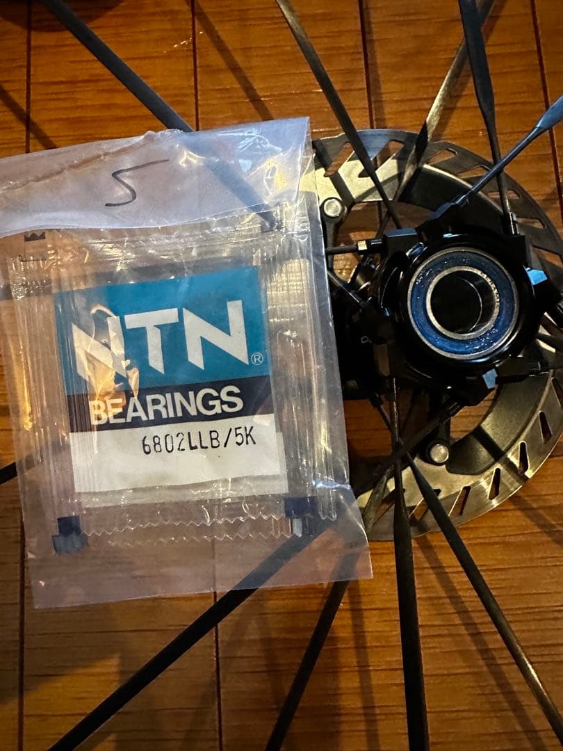 CRWカーボンスポークホイール ディスク