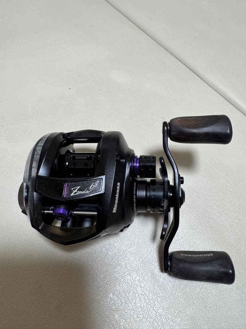 吉*様 Zonda 68 左ハンドル ベイトリール