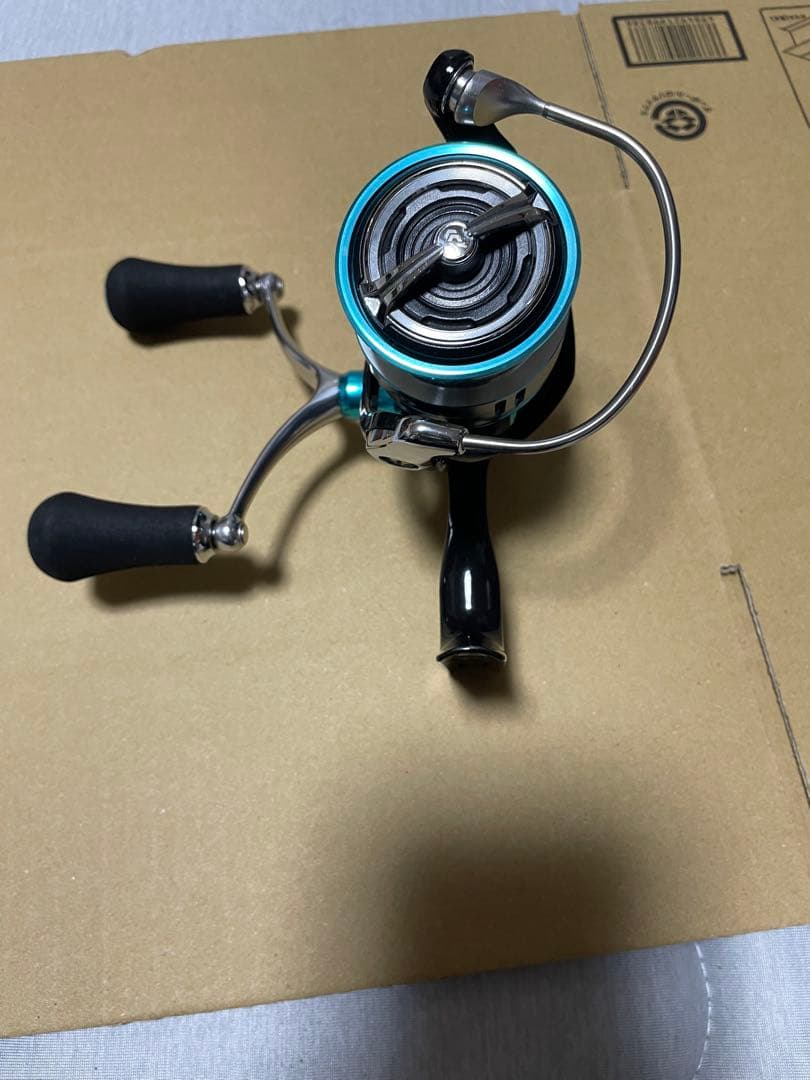 ダイワ　19エメラルダス　LT3000S-CH-DH