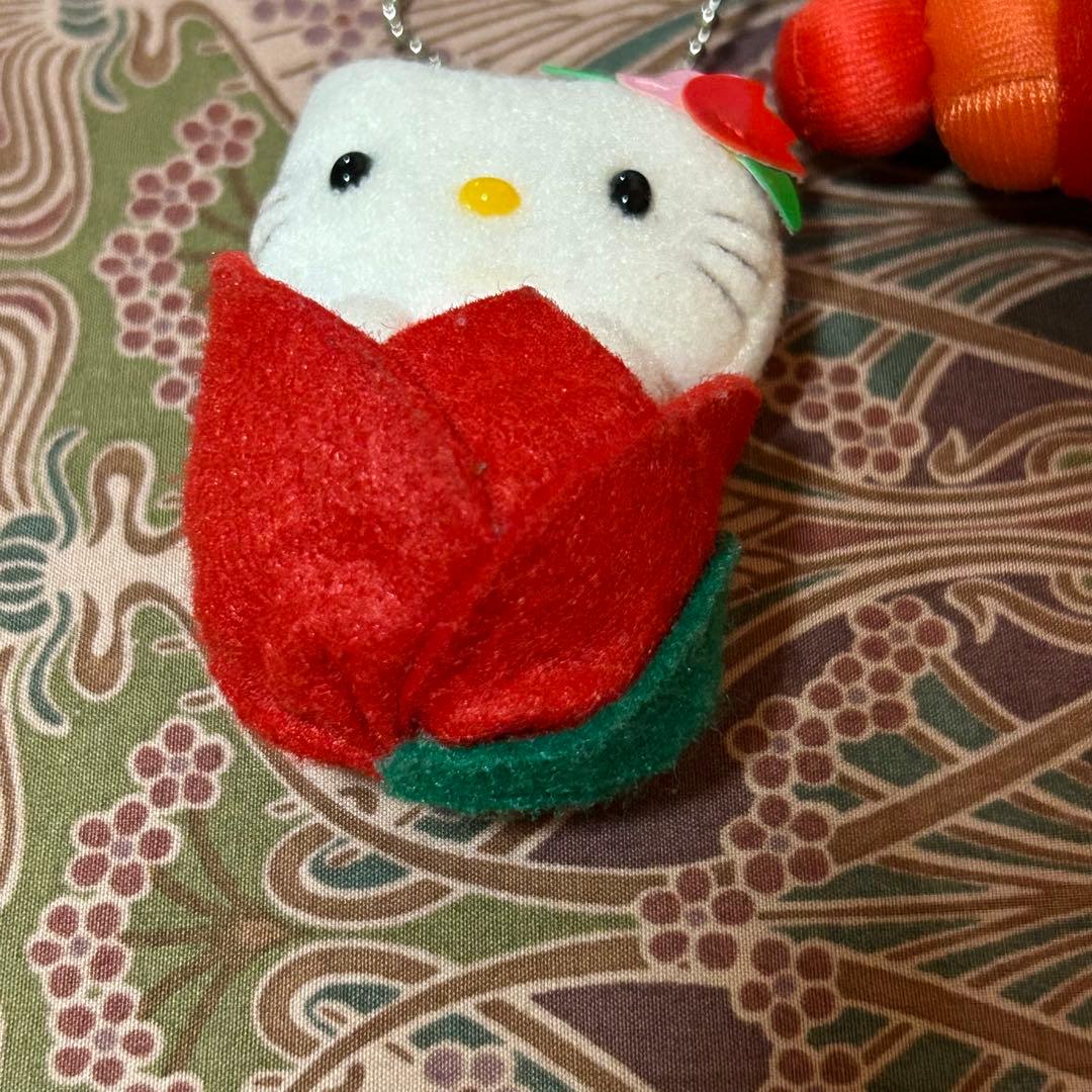 【激レア】ハローキティ お花 チューリップ キーホルダー キティちゃん