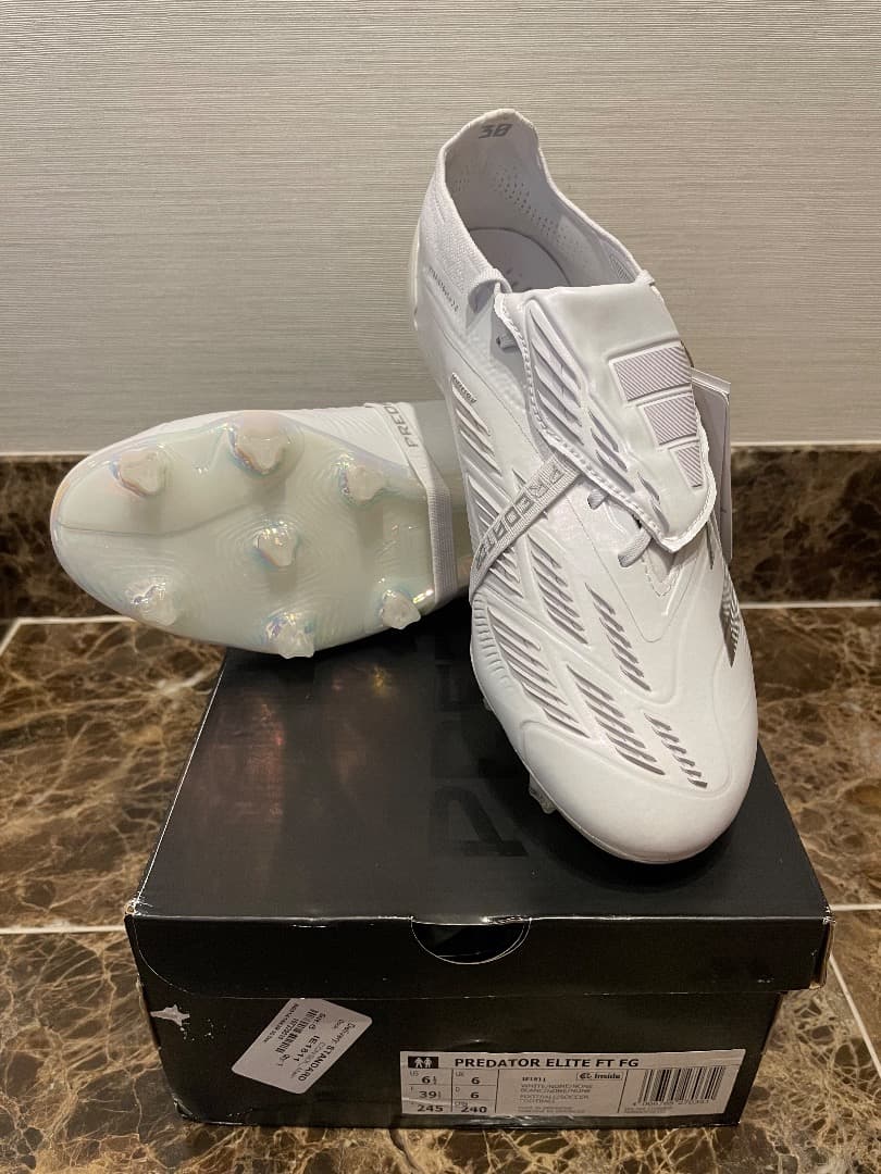国内未発売 プレデター エリート Elite FT FG 24.5cm