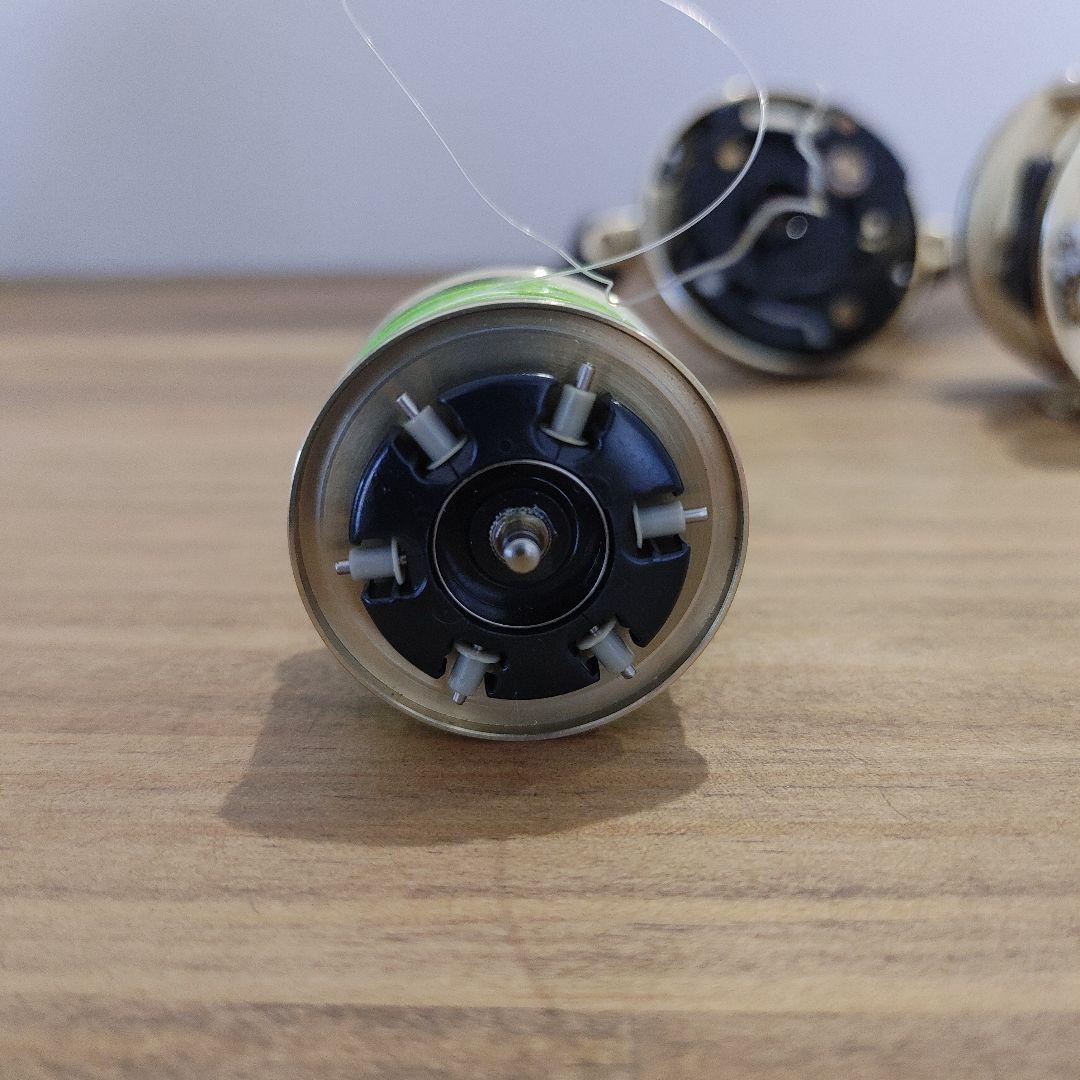 SHIMANO CALCUTTA 201ベイトリール ゴールド