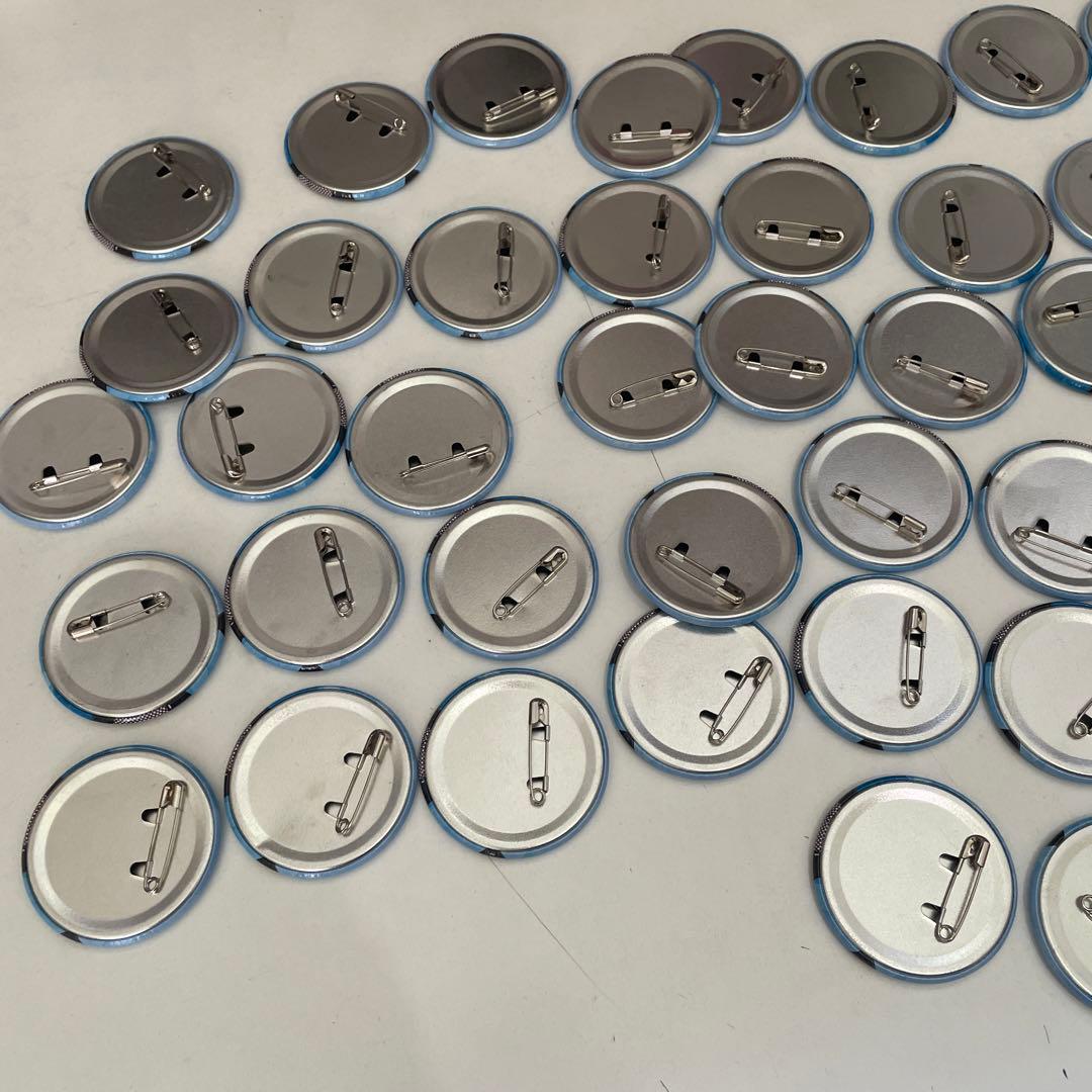 8.デジモン マルイ 本宮大輔 缶バッジ　THE BIGINNING　お祝い