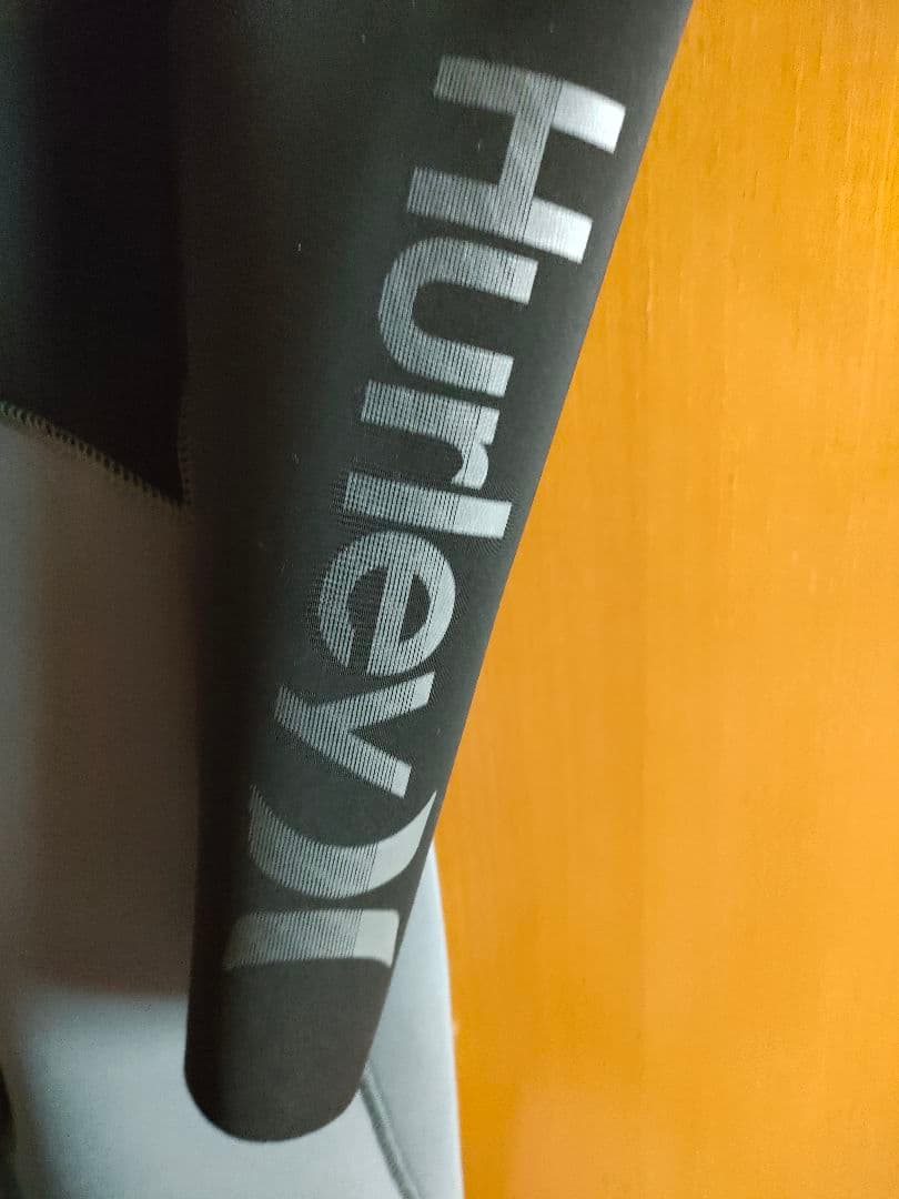 Hurley フルスーツ ブラック/グレー ML 未使用に近い