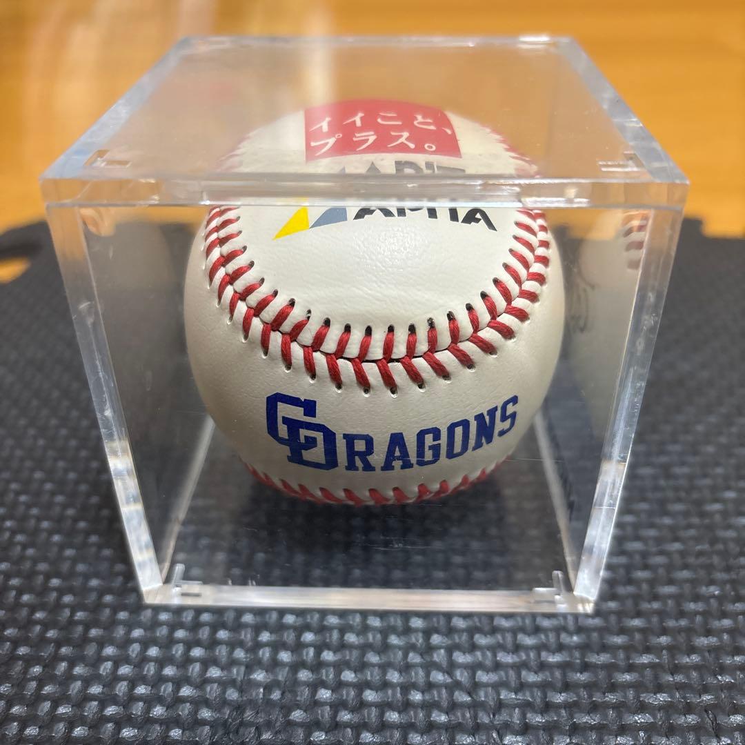 ドアラ直筆サインボール