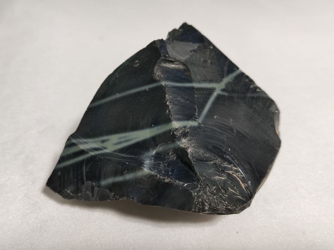 パワーストーン　天然石　原石　スパイダーウェブオブシディアン　260g　184