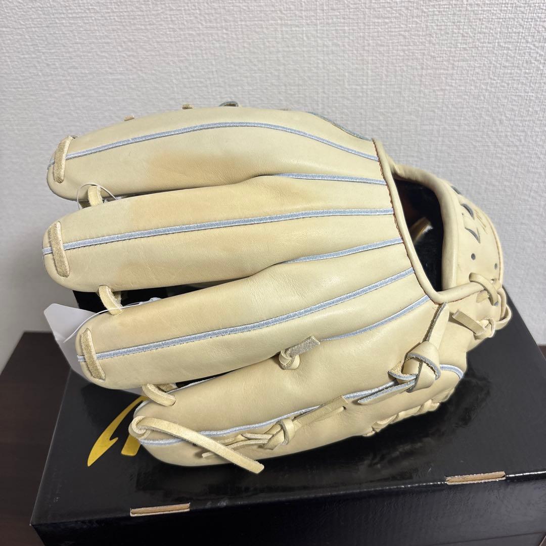 ミズノプロ　硬式用　内野　グラブ　グローブ　定価66,000円　5DNA