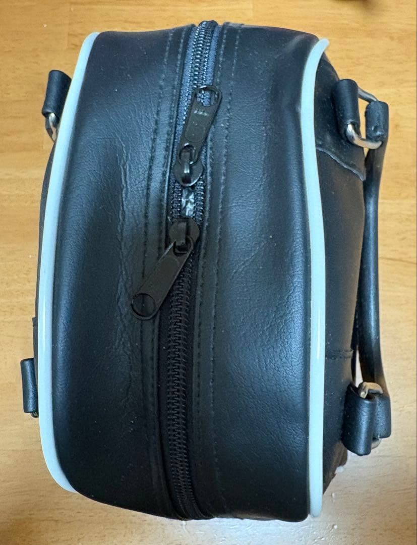 accessブラックハンドバッグ他