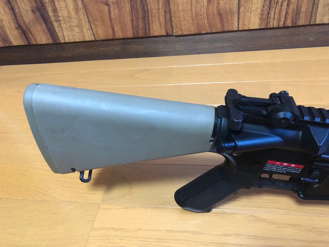 東京マルイ製SR-16 M4カスタム　電動ガン