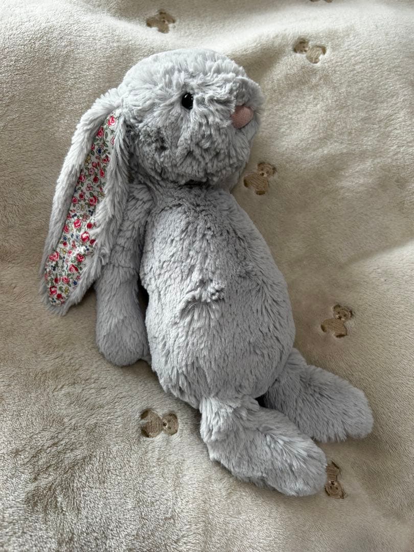 ジェリーキャット　うさぎ　花柄