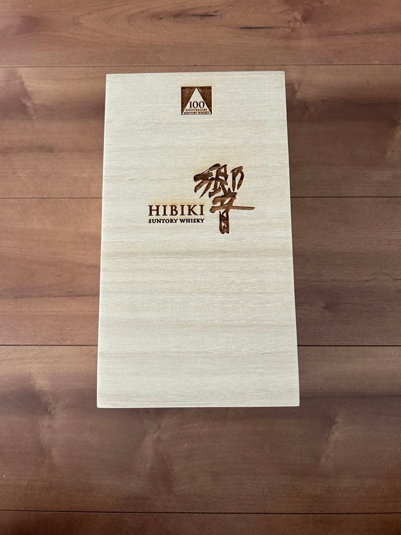 HIBIKI 700ml ウイスキー 木箱入り 100周年記念