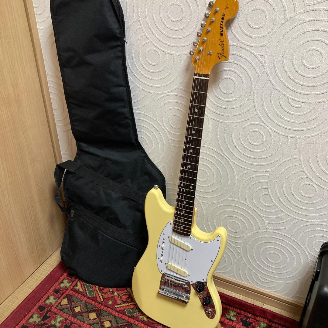 ギター Fender JAPAN Classic 70s MG69 /VWH