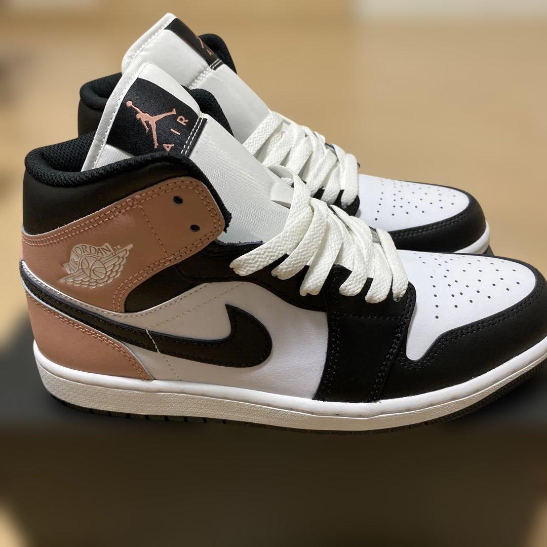 【新品未使用】Nike Air Jordan 1 ブラック/ホワイト/ピンク