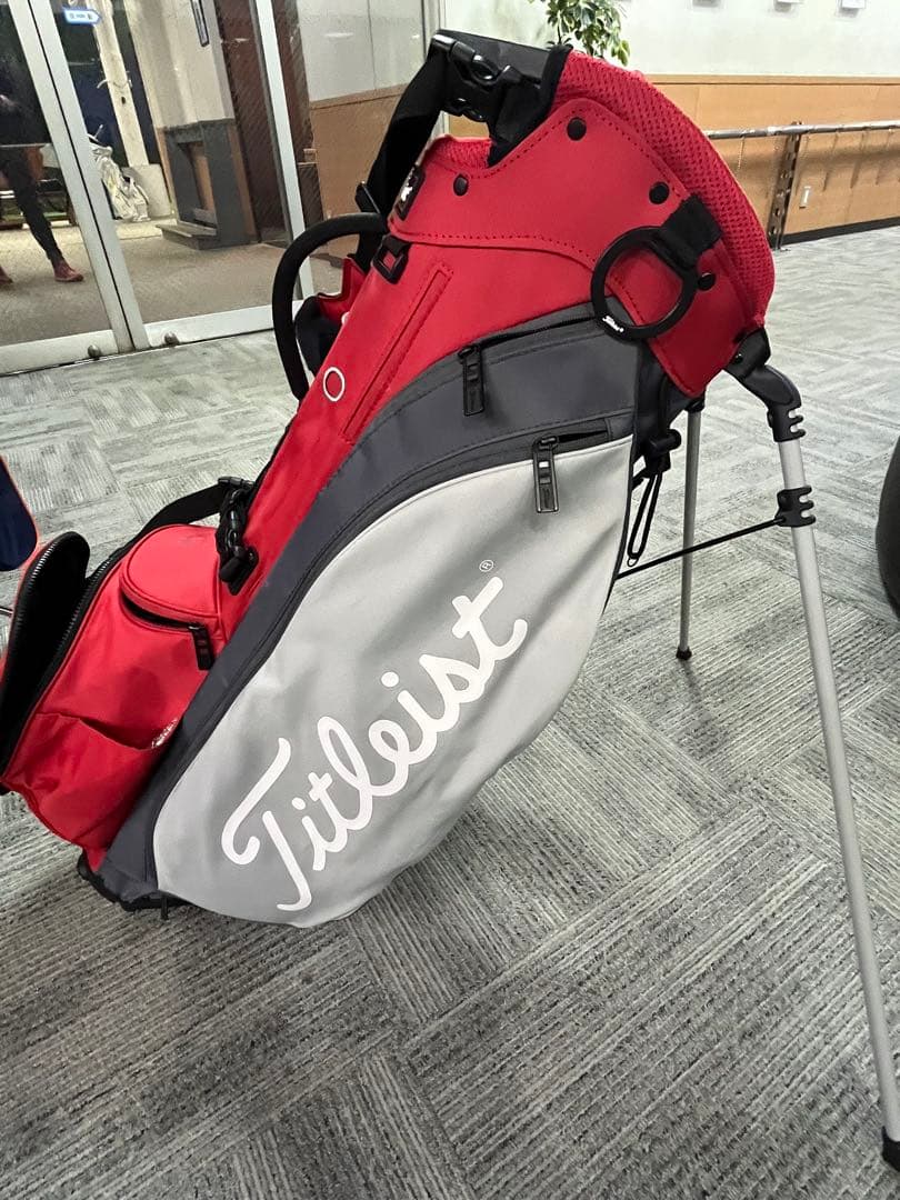タイトリストキャディバック9型 プレイヤーズ5 (2.5kg)