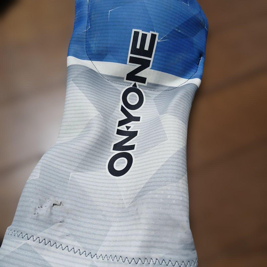 オンヨネ　スキー　ワンピース　Mサイズ