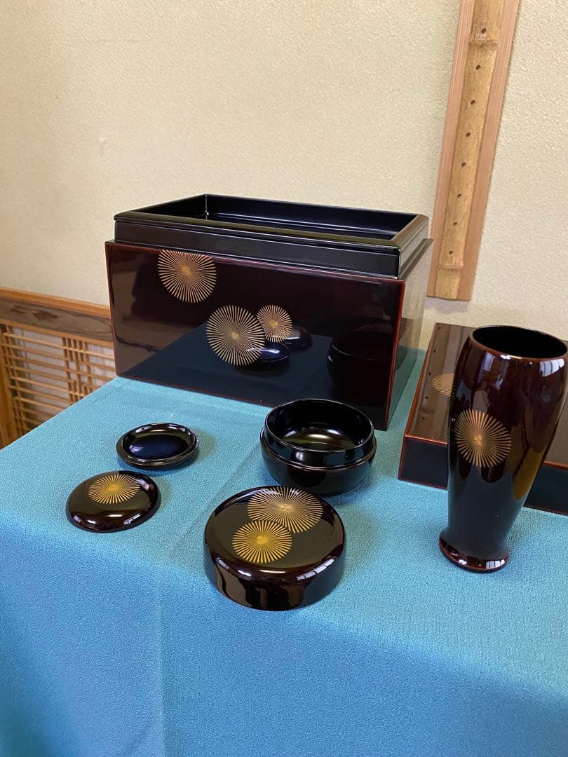 【本日限定】茶道具/茶箱 唐松蒔絵 利休茶箱 溜真塗り 唐松紋 工芸品 美品