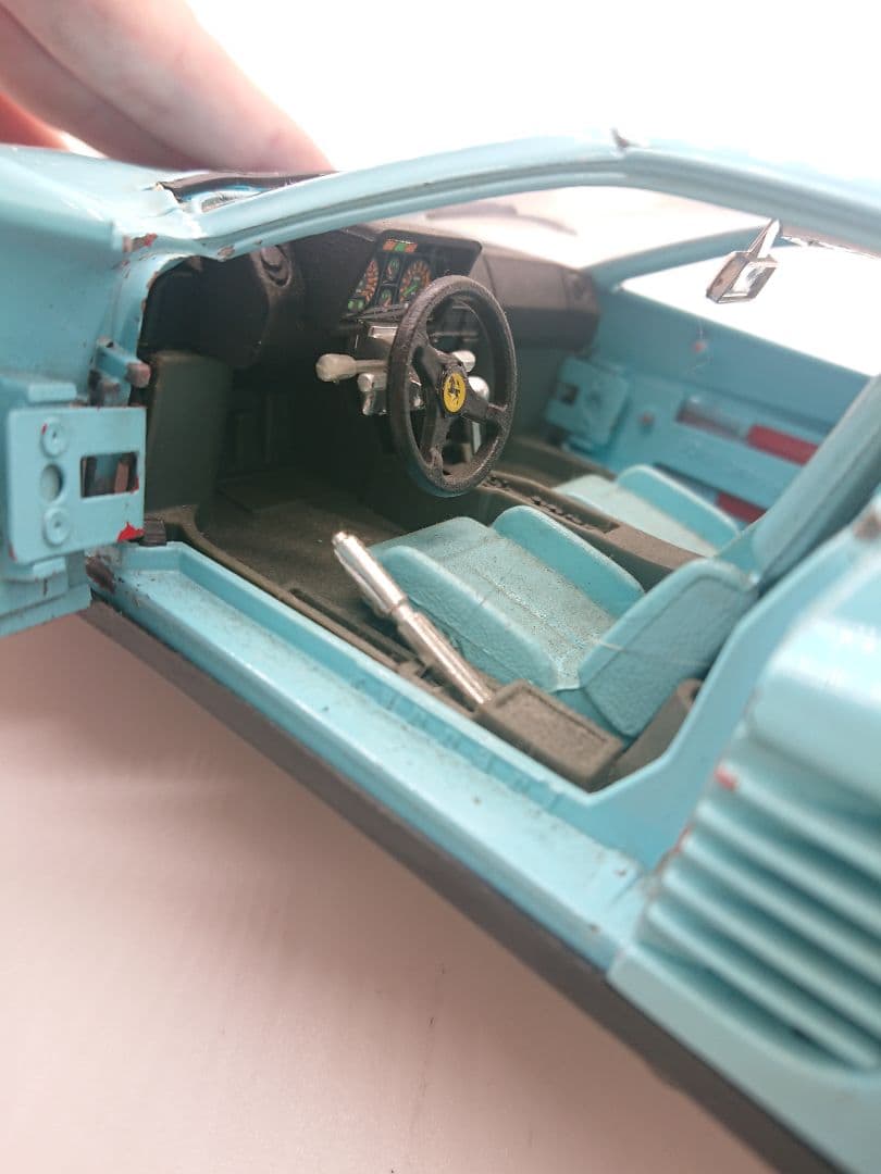 MCM Bburago　ブラーゴ　フェラーリ テスタロッサ　1984　1/18