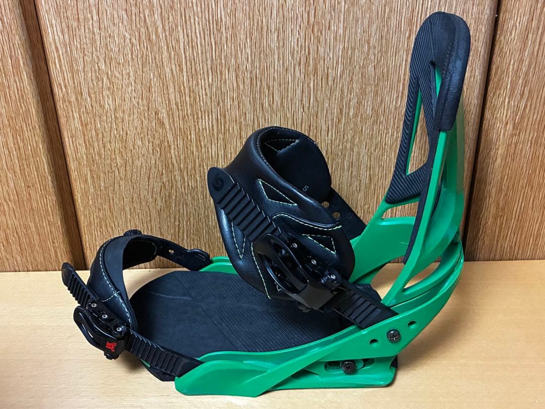 バートンBURTON【ミッションMISSION（メンズSサイズ）】緑×黒