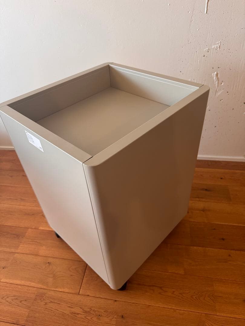IDÅSEN イドーセン 引き出しユニット キャスター付き ベージュ 中古品