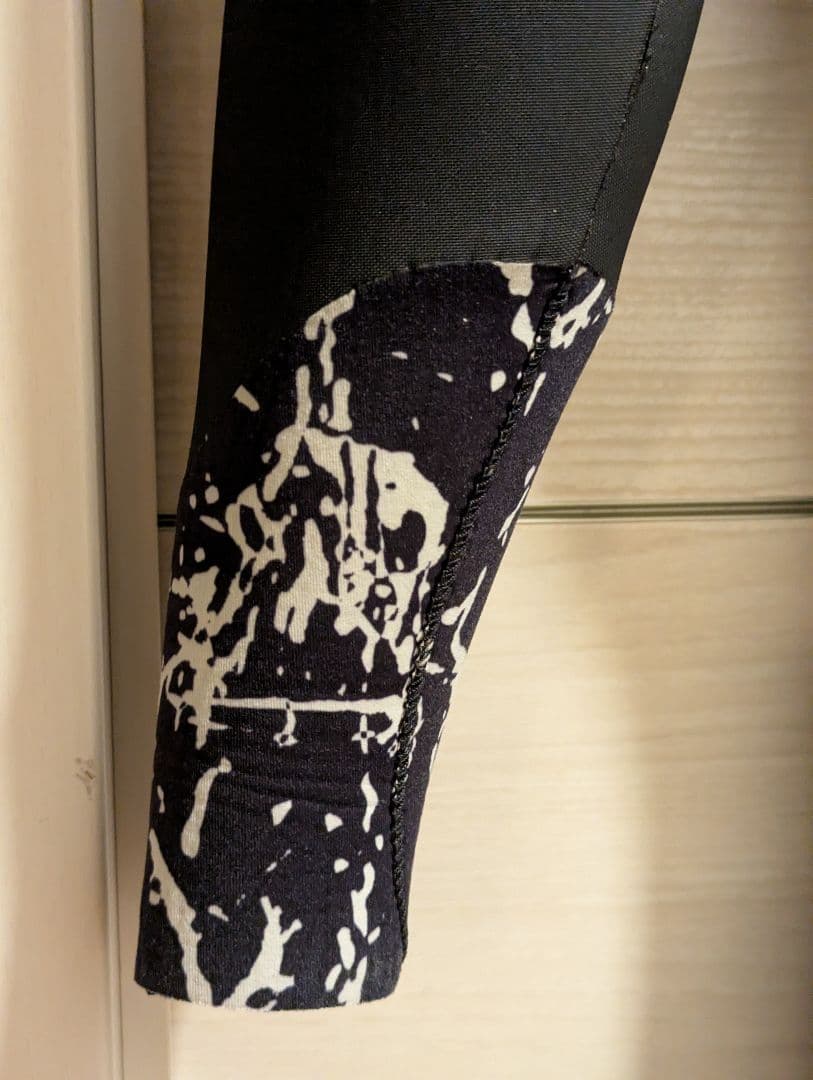 AIRTIGHTエアタイト 3.5mm セミドライスーツ ML相当