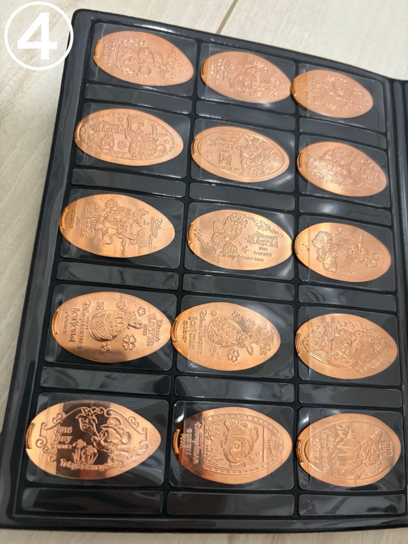 ディズニー　スーベニアメダル　208枚　メダルコレクションブック付き