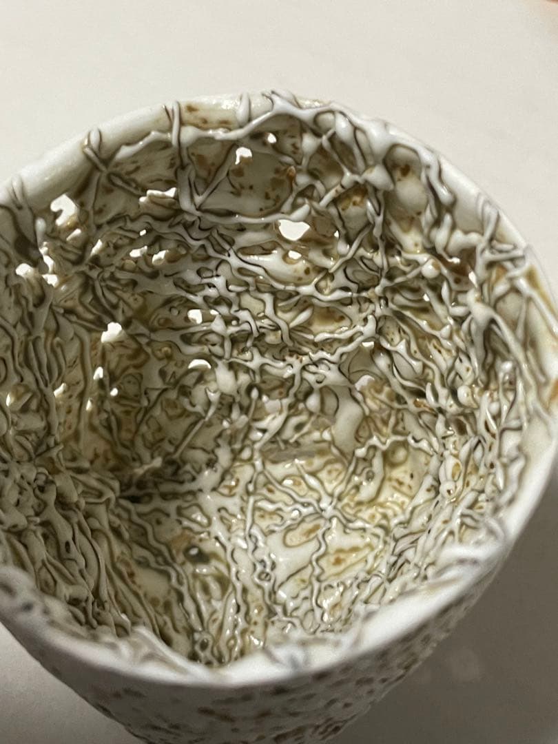 長江重和　釉彩薄層のかたち