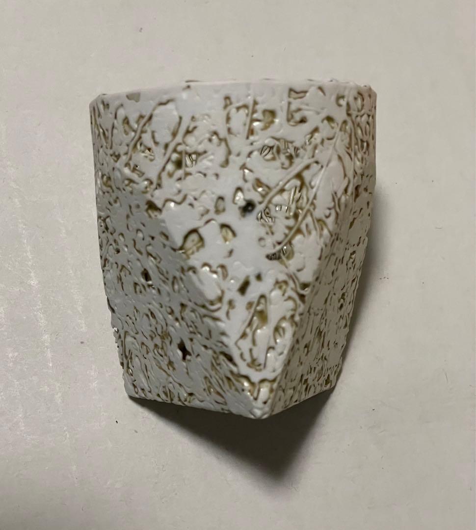 長江重和　釉彩薄層のかたち