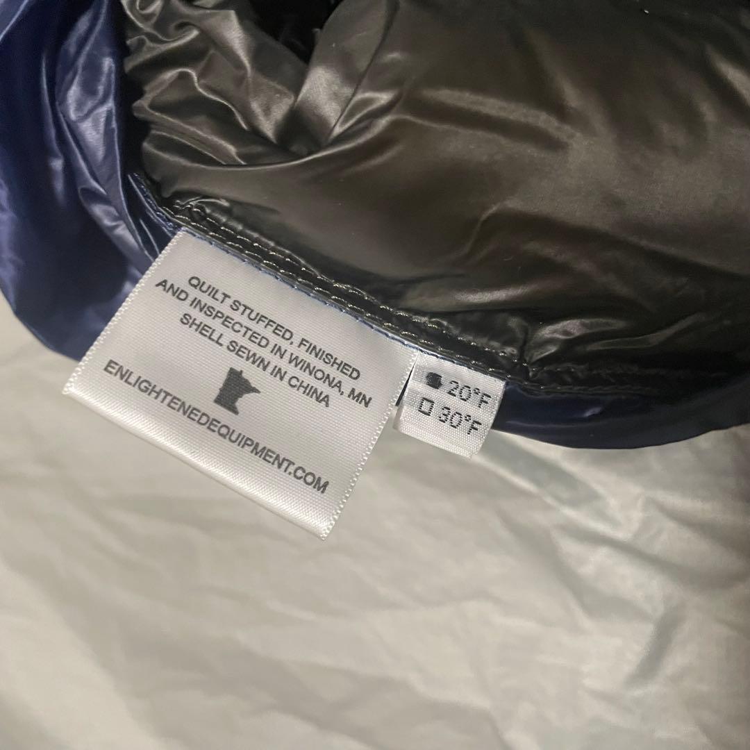 【未使用】EE レベレーション キルト 950FP 20°F ドラフトカラー付