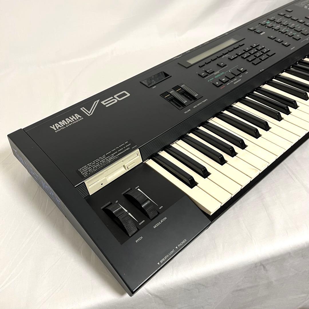 【送料込み】YAMAHA V50 デジタル・シンセサイザー　ヤマハ