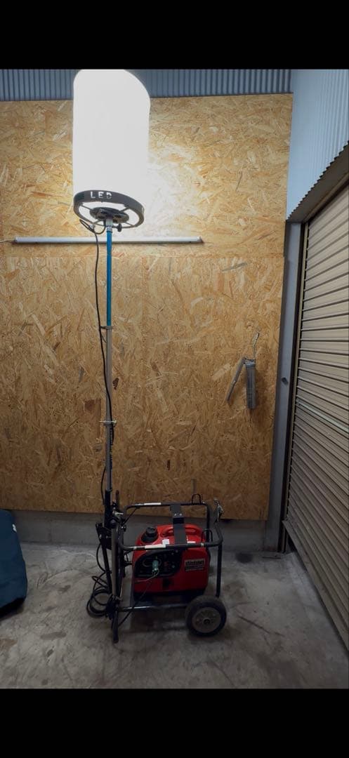 美品 shindaiwa 投光器LED バルーンライト インバーター発電機整備済