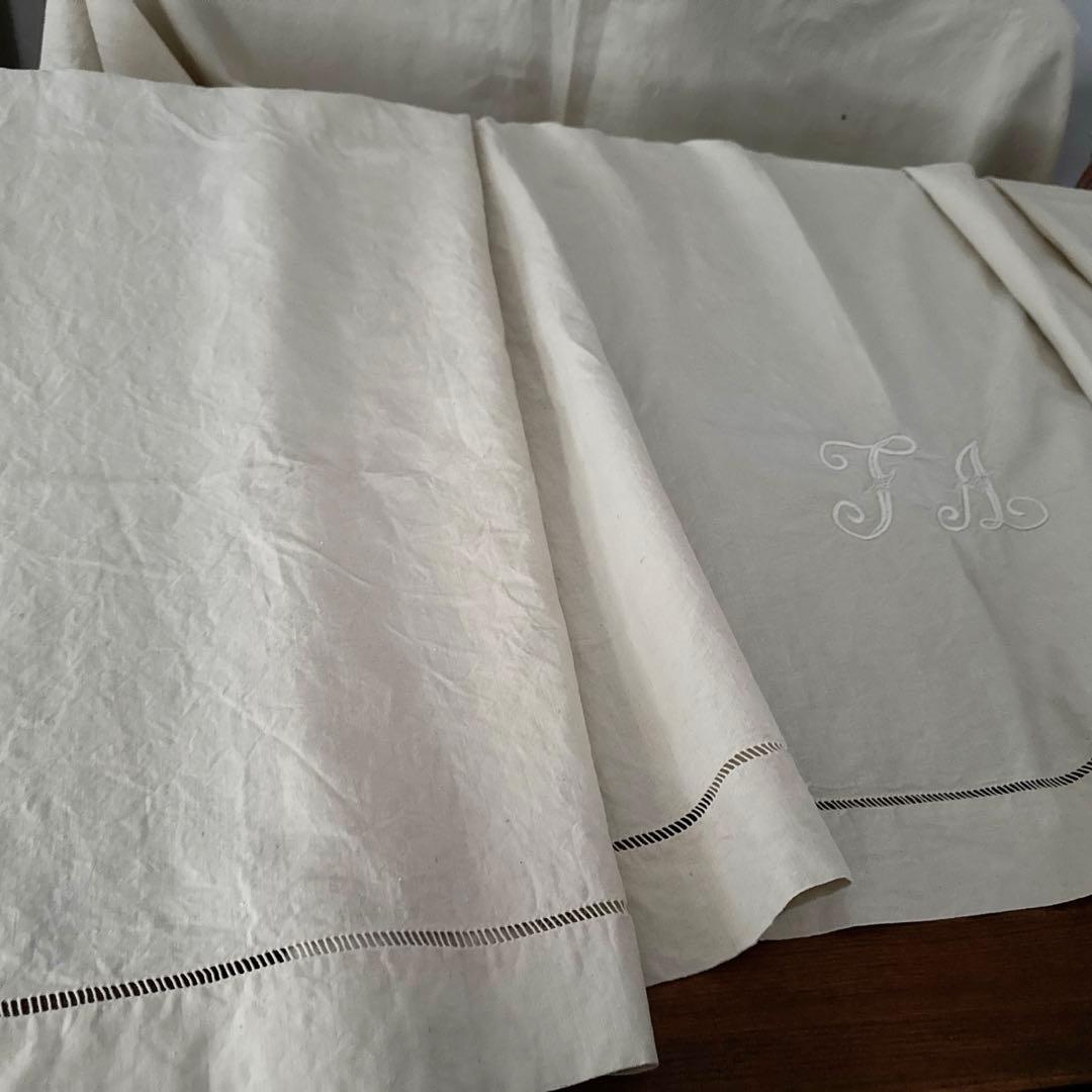 ［訳あり］フランスアンティーク　モノグラム刺繍入り　メティス生地　大判カバー