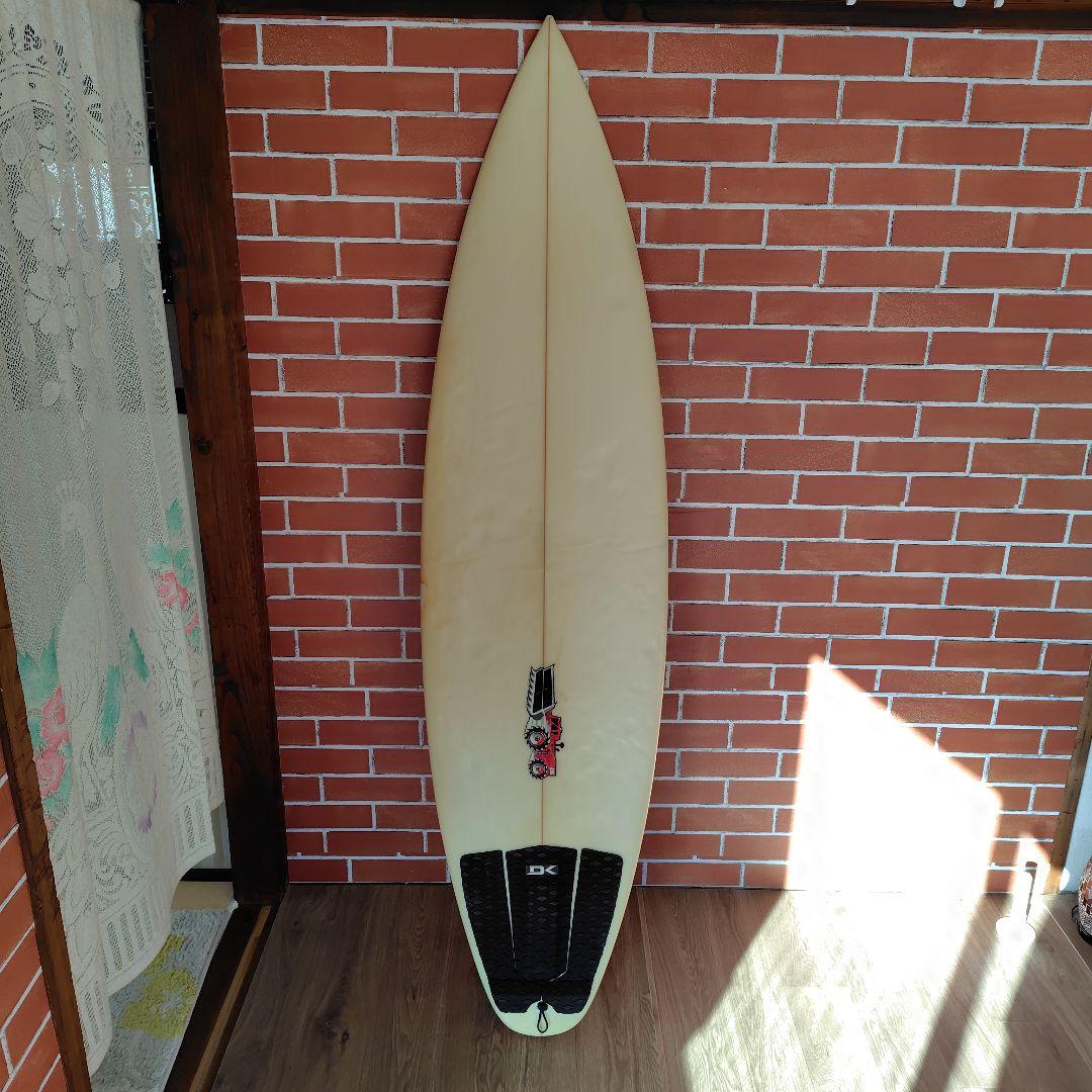 アンディー　アイアンズ　使用ボード　JS 6.1