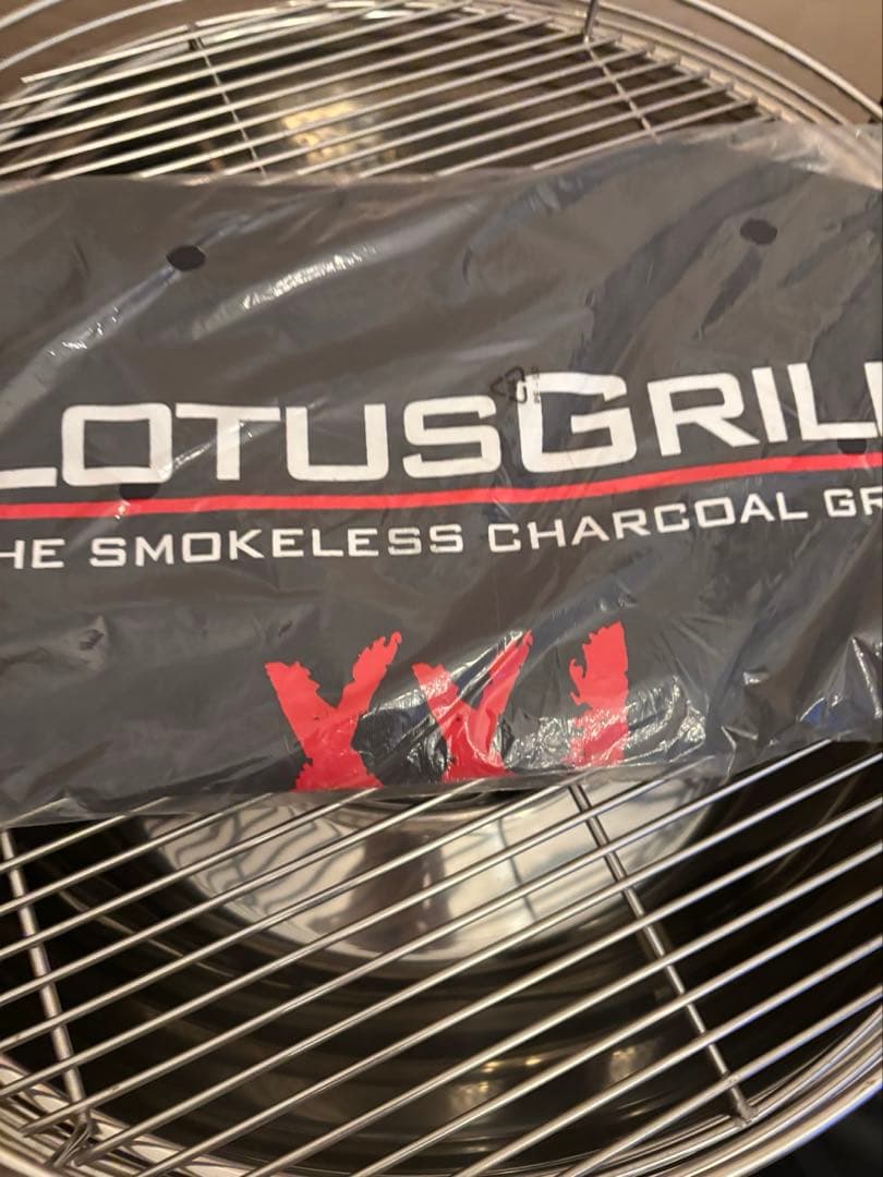 ロータスグリルXXL 赤 スモークレスバーベキュー　専用カバー2枚付き