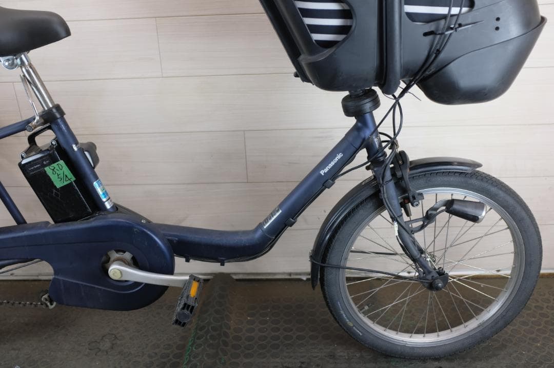 二*輪様 高年式パナソニック ギュット　　20インチ　3段　8.0Ah（4点灯）