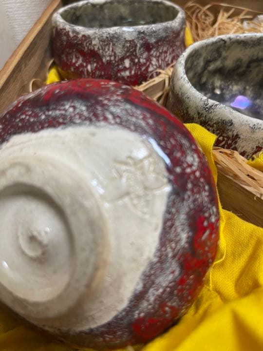 箕面焼　吸出茶碗　初代　松田志与女作