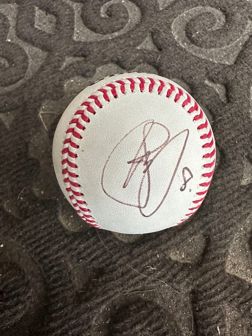 丸佳浩　直筆サインボール